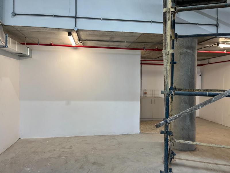 To Let Commercial Property for Rent in Paarden Eiland Western Cape